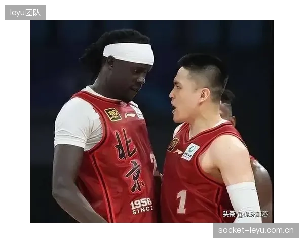 迦太基雄鹰面临赛史最严峻环境考验，球员体能储备成关键。